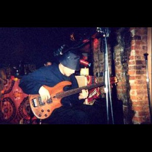 Jeff Ament Fretless Bass 04