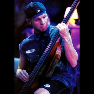 Jeff Ament Fretless Bass 03